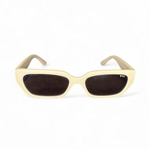 Creamy pink angular trendy sunglasses from Princess‎ Polly